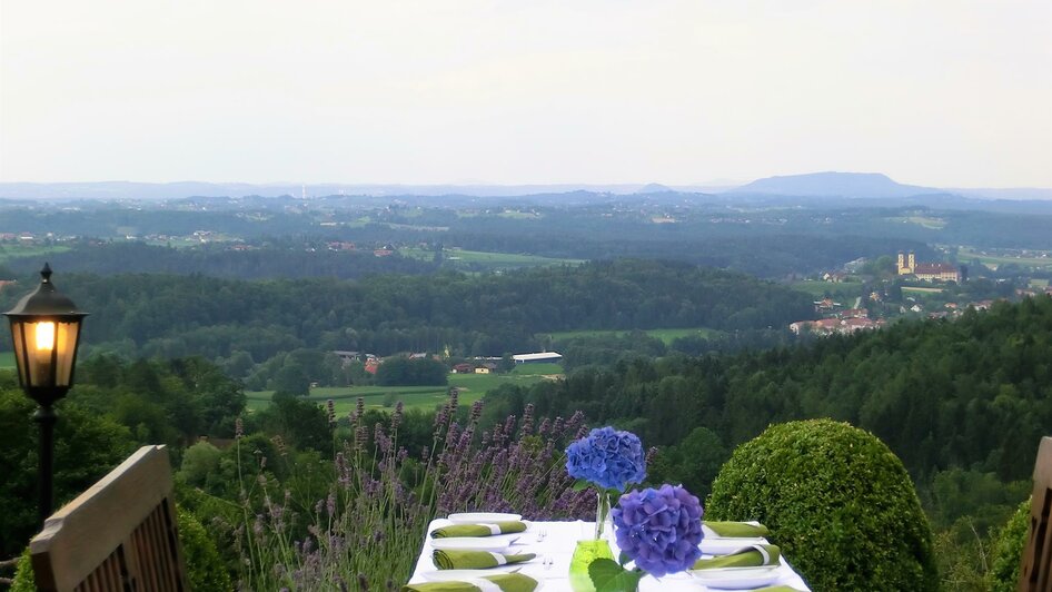 Panorama-Terrasse | © Schilcherland Hof