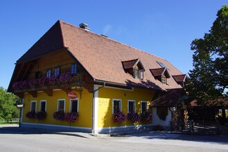 inn Gallbrunner_from outside_Eastern Styria | © Wirtshaus Gallbrunner