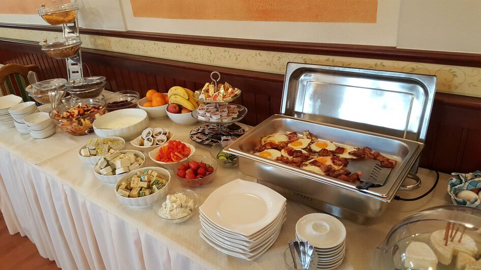 Wollsdorferhof_ Buffet_Oststeiermark
