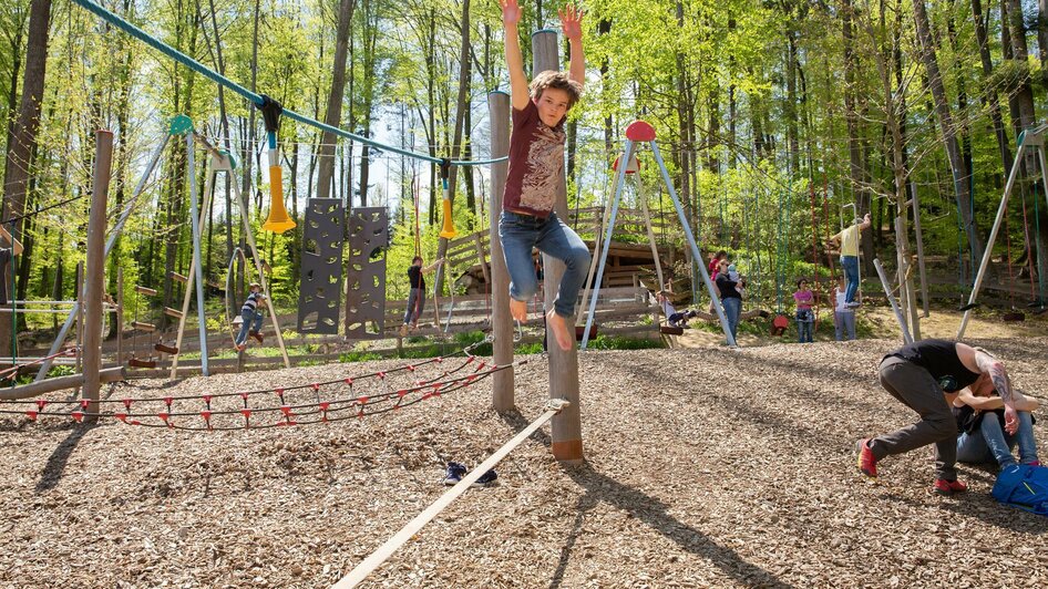 Der Abenteuerspielplatz im Essbaren Tiergarten | © Jacqueline Jud