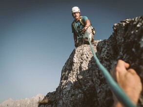 Gut gesichert unterwegs mit deinem Bergführer | © Stefan Leitner