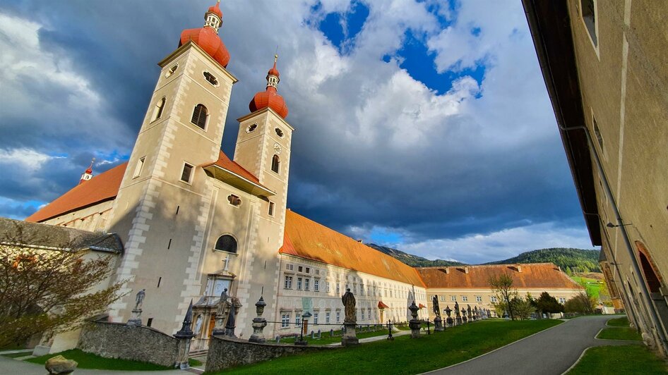 Stiftstürme und Westfassade | © Benediktinerstift St. Lambrecht