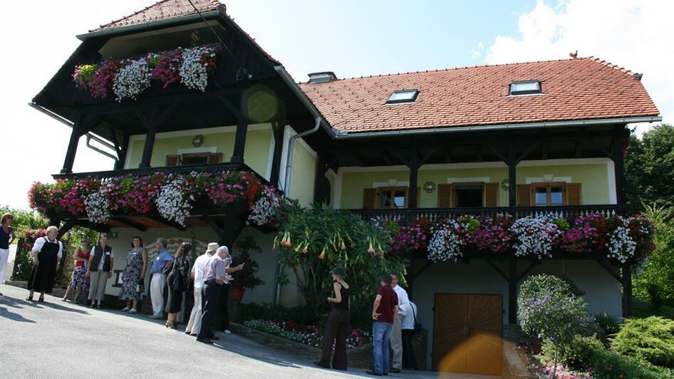 Buschenschank und Bauernhaus | © Buschenschank Leitinger vlg. Klinger