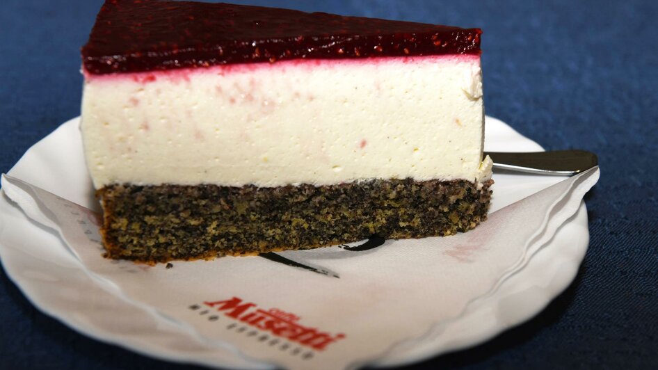 Mohn-Joghurt-Torte