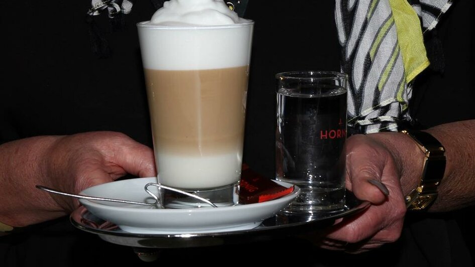 Ein perfekter Café Latte | © Rainer M. Fürstaller