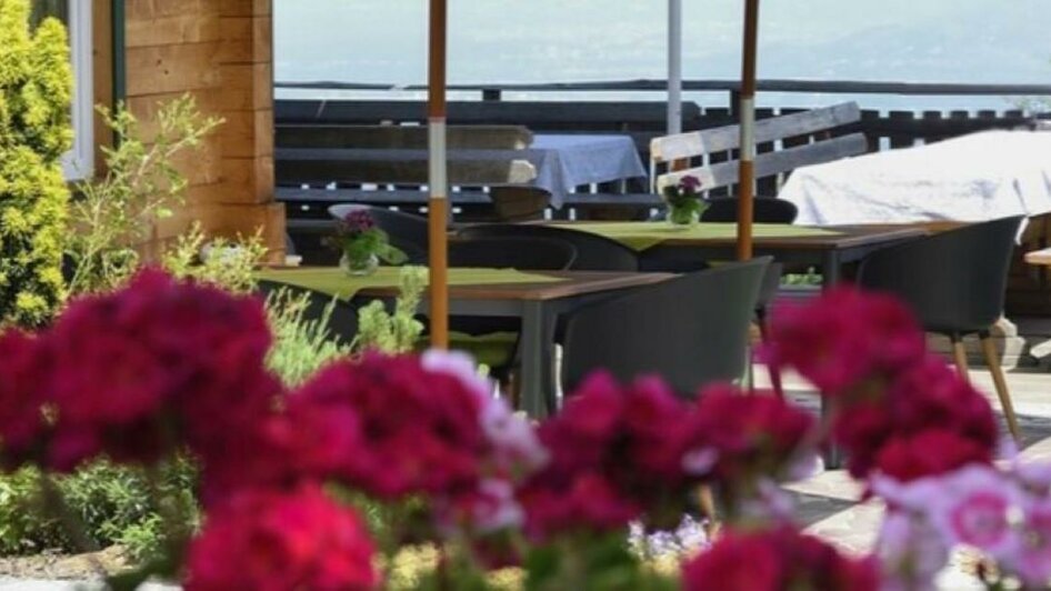 Terrasse mit wunderschönem Ausblick | © Gasthaus Silgener