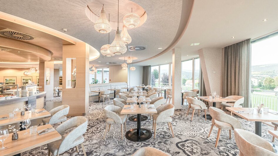 Restaurant_Architektur_07 | © Hotel & Therme NOVA