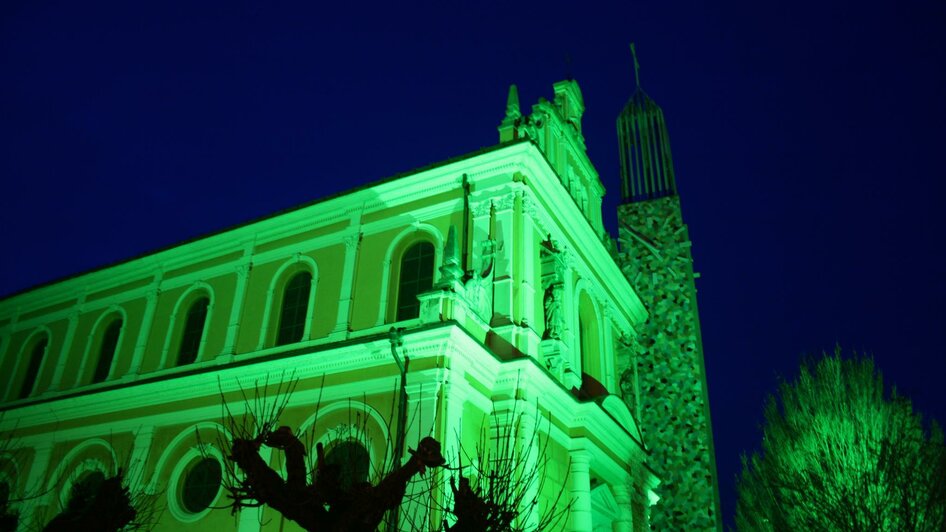 Stadtpfarrkirche im "Grünen Licht" | © spiritour.at