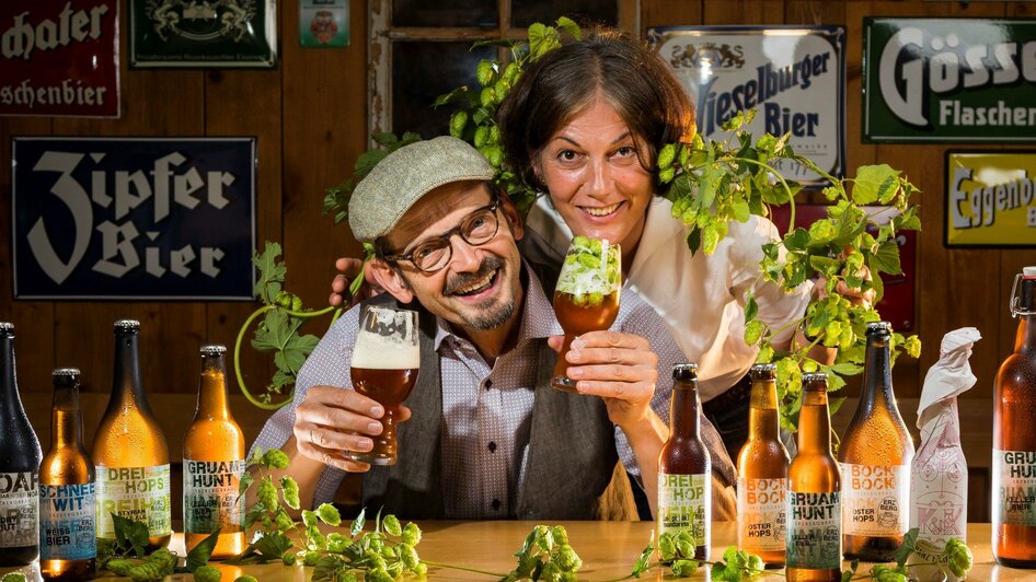 Gastgeber Reini & Helga Schenkermaier | © Restaurant Erzbergbräu