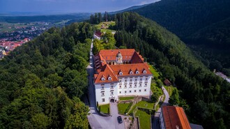 Schloss Schwanberg mit Ausgrabungen der Altburg | © Bad Schwanberg