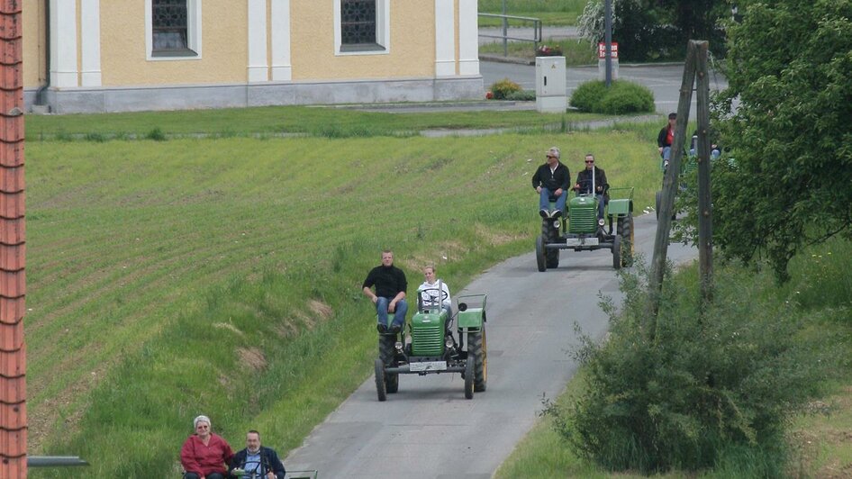 Landschaftliche Eindrücke bei der Ausfahrt sammeln | © Gerhard Langmann