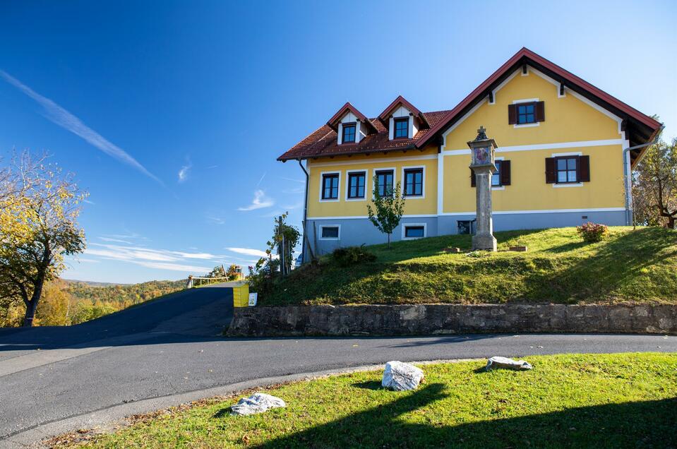 Weinhof & Buschenschank Hakl Sichauf - Impression #1 | © Ulrike Korntheurer