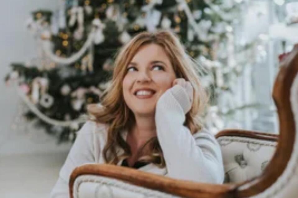 Weihnachten mit Simone Kopmejer | © Tinksi