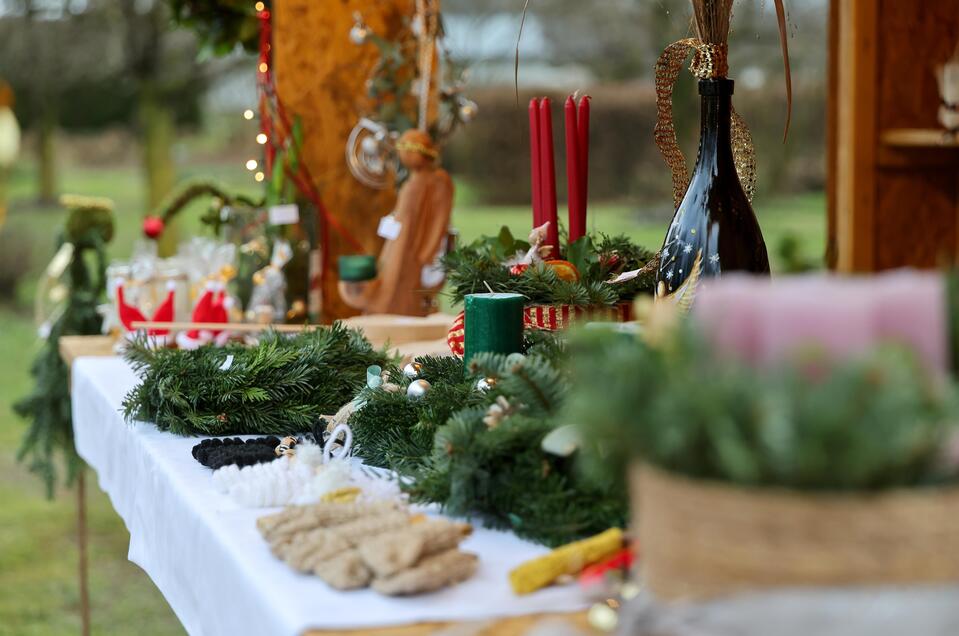 Weihnachtsmarkt im Klimaschutzgarten | © Fot de Monte