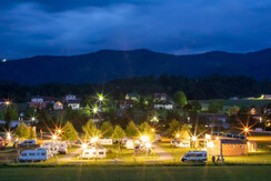 Stellplatz in der Nacht