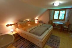 Schlafzimmer Ansicht 1