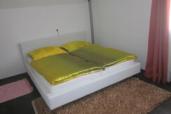 Schlafzimmer Doppelbett