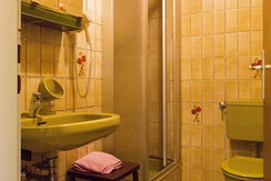 Susi Bad mit WC und Dusche