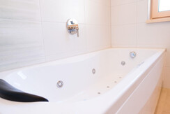 Whirlwanne "Tribein"