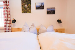 Schlafzimmer "Tribein"