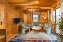 Wohnraum mit Flat-Screen, WLan, Radio, Telefon