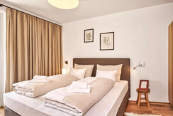 Adler Lodge D2_Tauplitz_Schlafzimmer