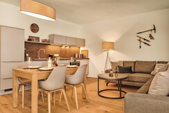 Adler Lodge D3_Tauplitz_Ess und Wohnbereich