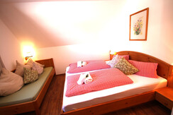 AlmdorfTonnerhuette_AppartementFedernelke_Schlafra