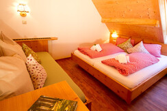 Almdorf_Tonnerhuette_AppKuhschelleSchlafraum_(C)Al