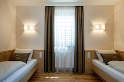 Room Pictures_Room_FAM_1