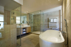 Room Pictures_Room_SUI_2