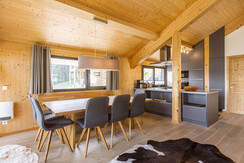 acr_fh12_fta_2404_17