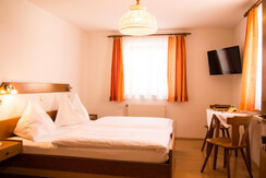 Doppelbettzimmer Nr.3-ohne Balkon - 1 Stock