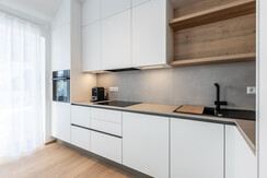 Suite 8 - Thörl 162-15