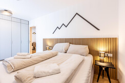 Suite 5 - Thörl 162-4