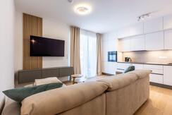 Suite 5 - Thörl 162-5