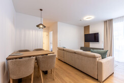 Suite 5 - Thörl 162-6