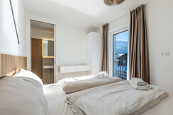 Suite 4 - Thörl 162-7