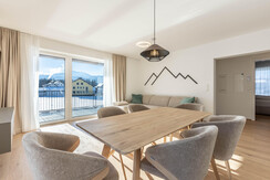 Suite 4 - Thörl 162-10