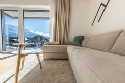 Suite 4 - Thörl 162-15