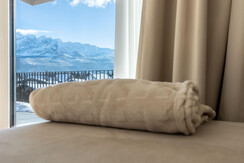 Suite 4 - Thörl 162-16