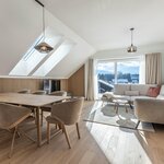 Photo of Suite, running hot/cold water, 3 bed rooms