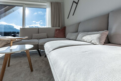 Suite 7 - Thörl 162-12