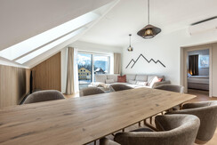 Suite 7 - Thörl 162-10