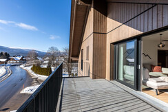 Suite 7 - Thörl 162-22