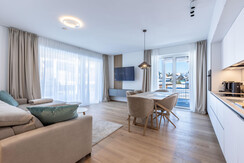 Suite 6 - Thörl 162-7