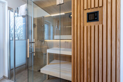 Suite 6 - Thörl 162-15