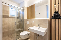 Suite 3 - Thörl 162-7