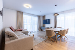 Suite 3 - Thörl 162-14