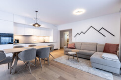 Suite 3 - Thörl 162-16